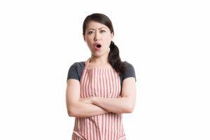 怒っている女性